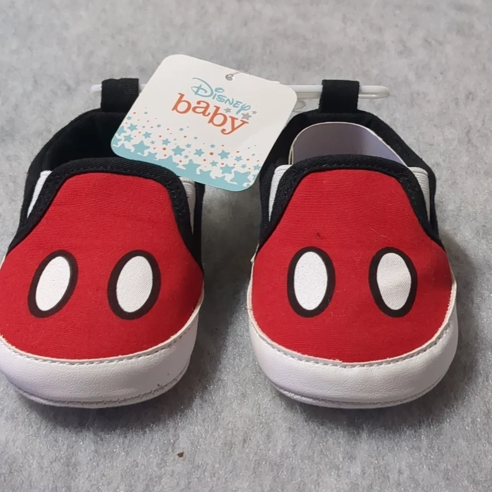 Disney Mickey Mouse Baby Shoes 6-9 Months